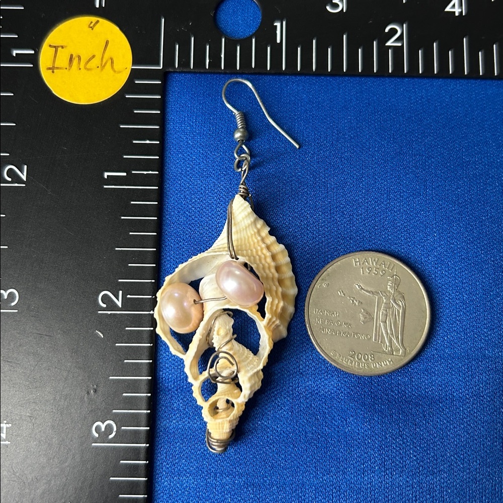 🖤Hawai’i shell & Pearl handmade earrings - Picture 7 of 10